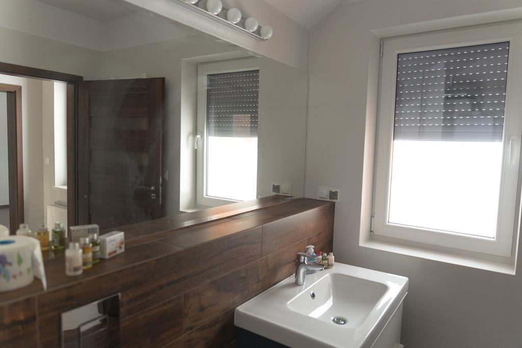 אוסטראון Apartamenty Nad Potoczkiem מראה חיצוני תמונה
